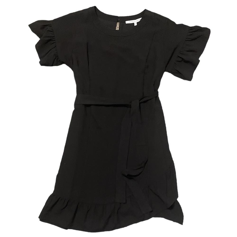 🎯BOGO EUC Collective Concepts Black dress w/ ruffle sleeves & hem, belt. S.